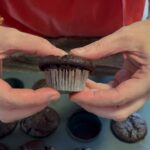 Muffin al cioccolato con farina di carne grass-fed