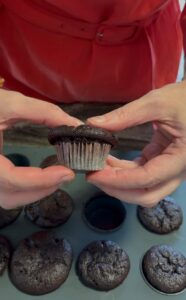 Muffin al cioccolato con farina di carne grass-fed
