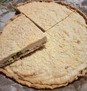 Torta salata di asparagi